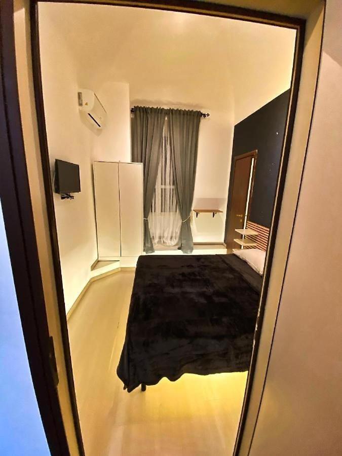 Отель Cialdini 13 Roma Экстерьер фото